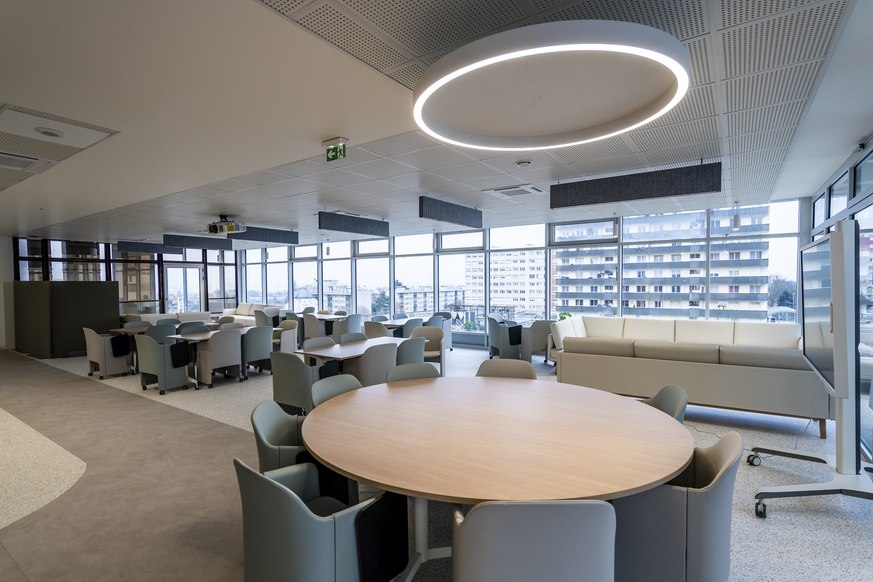 Photo_16_Hotel_De_Ville_Garges_Les_Gonesse_TBS_Credit_DR